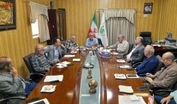 نشست هم اندیشی مسوولین واحدها با رییس هیات فوتبال گیلان